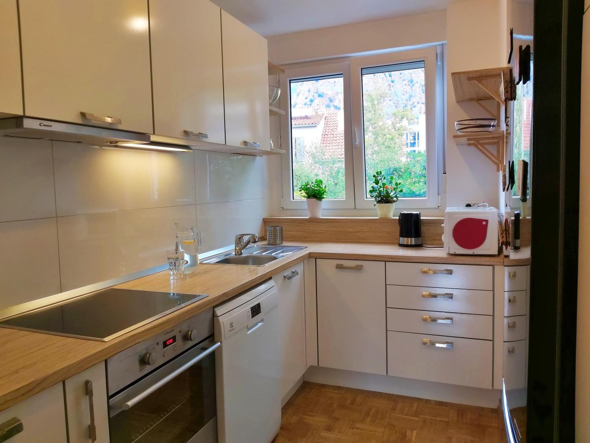 Apartment Anita Omis Bilik gambar
