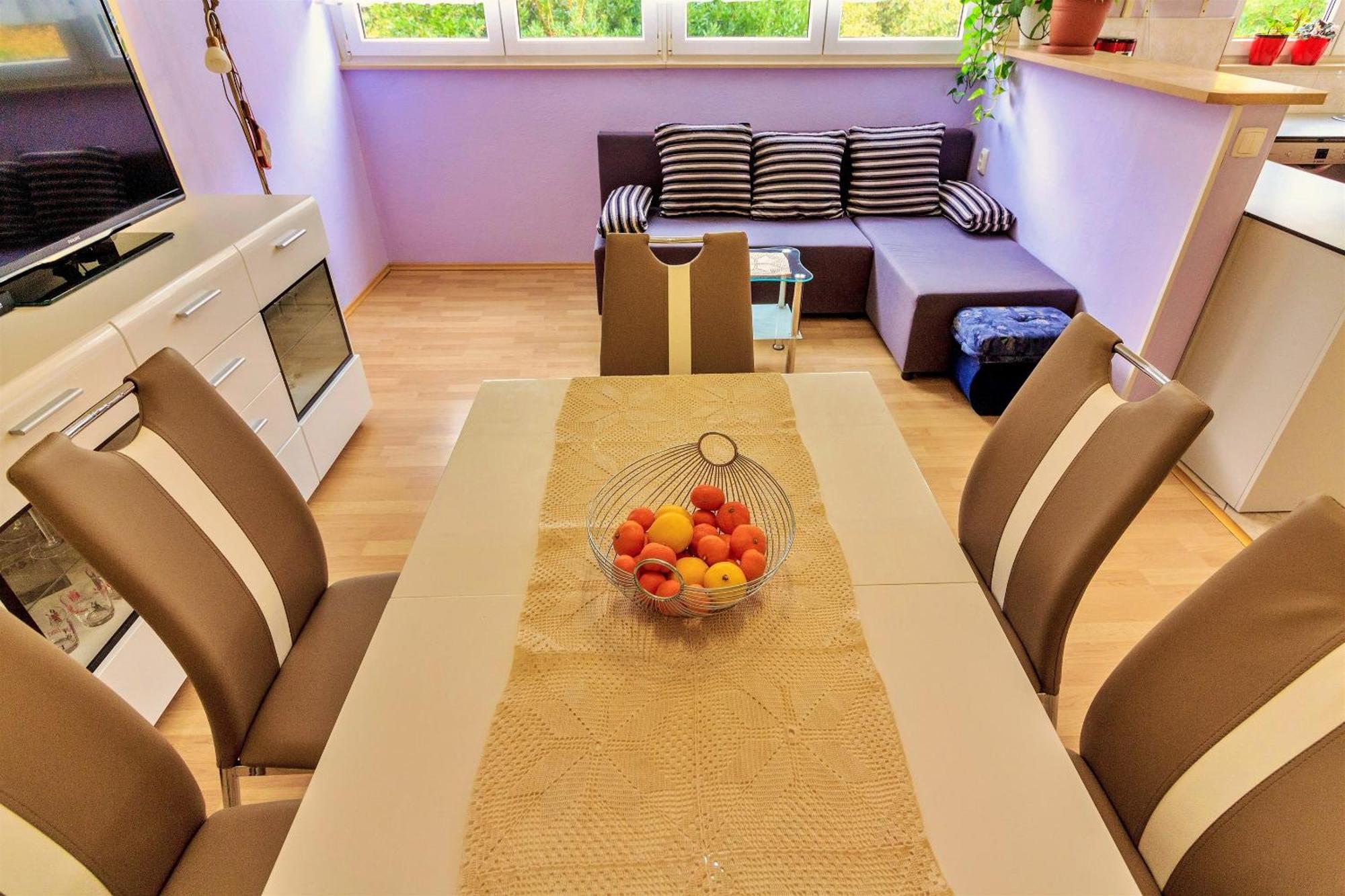 Apartment Anita Omis Bilik gambar