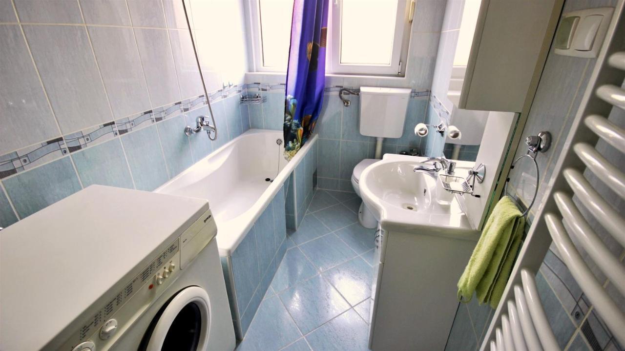 Apartment Anita Omis Luaran gambar